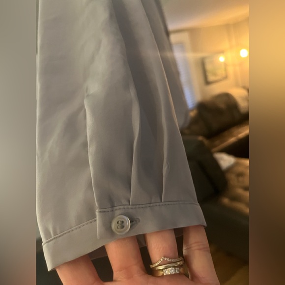 DKNY grey blouse M - Picture 7 of 8